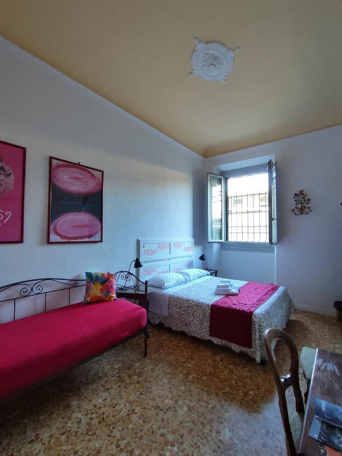 In The Center Of Florence Hotel Luaran gambar