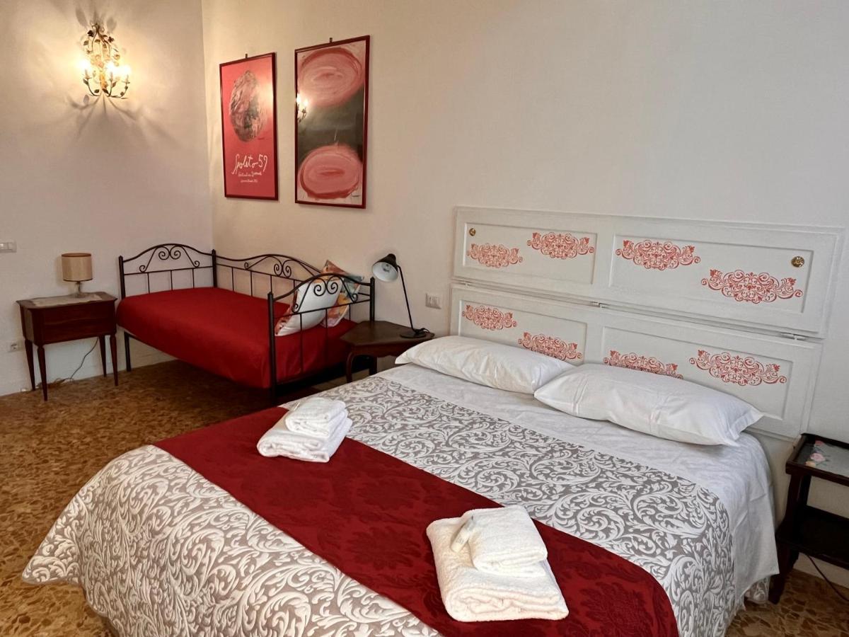In The Center Of Florence Hotel Luaran gambar
