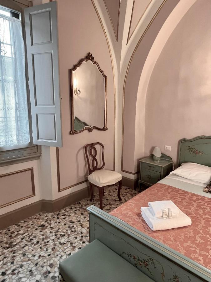 In The Center Of Florence Hotel Luaran gambar